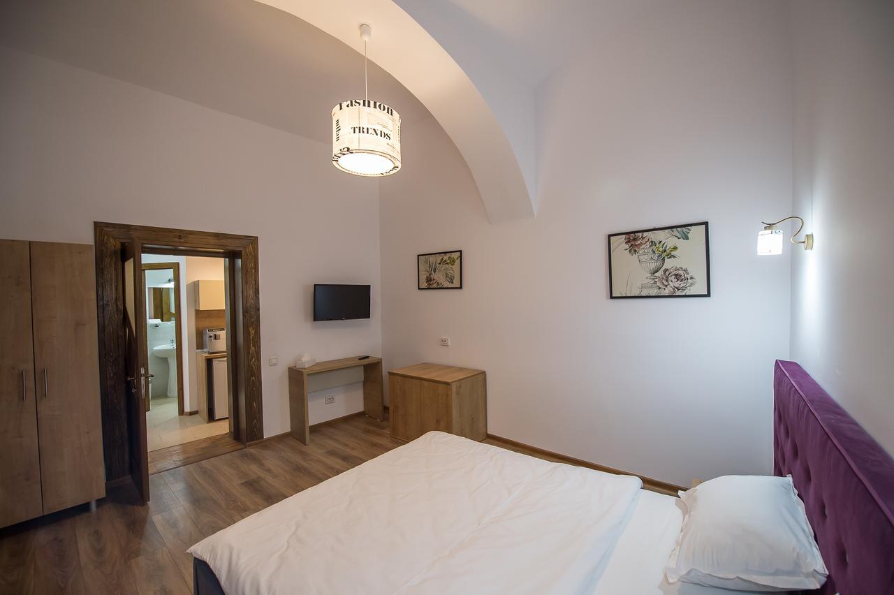 General Apartment Sibiu Bagian luar foto