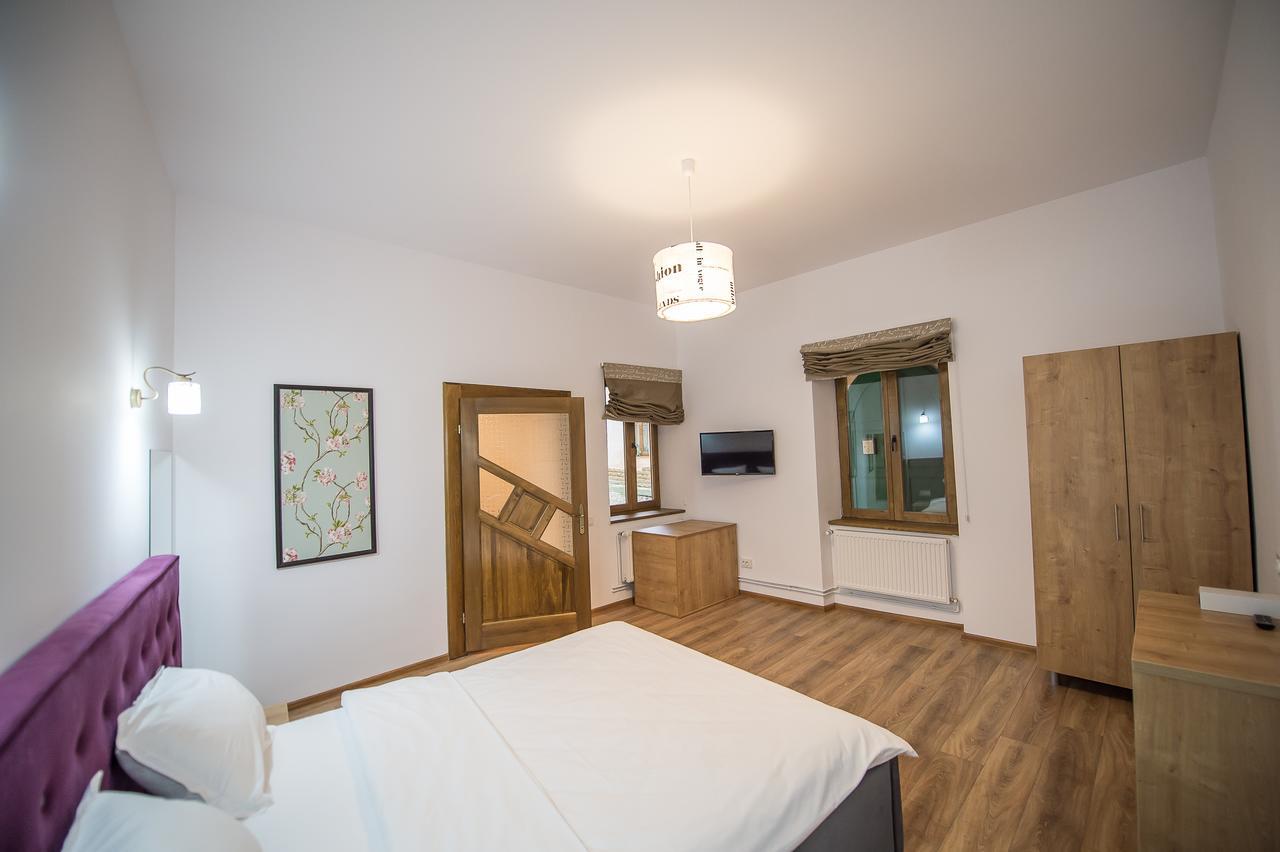 General Apartment Sibiu Bagian luar foto